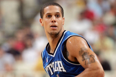 Ιταλία: «Κοπάνα» από Χάκετ