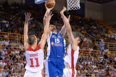 Μαραγκός: «Πολύ σημαντική η απουσία του Διαμαντάκου» (video)