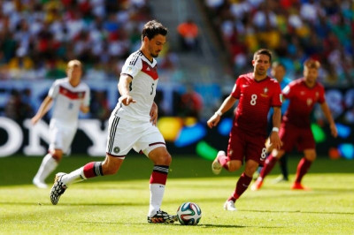 Ντόρτμουντ: Μένουν Χούμελς και Ρόις