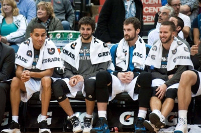 Μινεσότα Τίμπεργουλφς: Δίνουν Μάρτιν και Μπαρέα μαζί με Λοβ