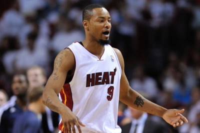 Ντάλας Μάβερικς: Ακύρωσαν τη συμφωνία με Λιούις