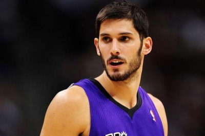 Σακραμέντο Κινγκς: «Έκλεισαν» Κάσπι