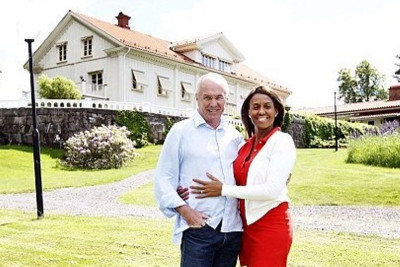 Σβεν Γκόραν Έρικσον: Ερωτεύτηκε νεαρή μαύρη καλλονή (photos)