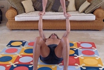 Μπαρτσελόνα: Πώς την κρατάς έτσι τη Βανέσα, Πουγιόλ! (photo)