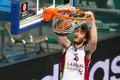 Ουνικάχα Μάλαγα: Θέλει τον Γιέλινεκ της Λαμποράλ