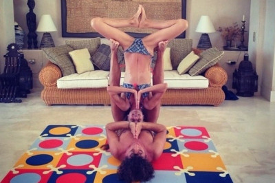 Κάρλες Πουγιόλ: Νέα... στάση με τη Βανέσα (photos)