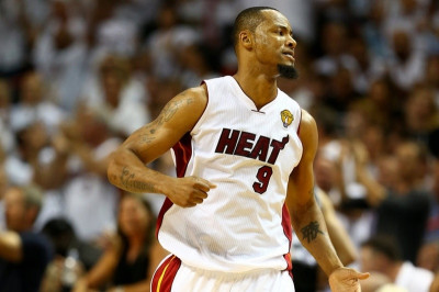 Ντάλας Μάβερικς: Περιμένουν Λιούις, περιμένει ο Μάριον