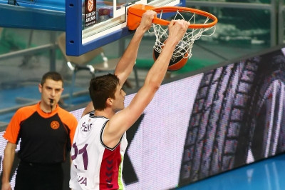 Μπαρτσελόνα: Κοντά σε Πλάις