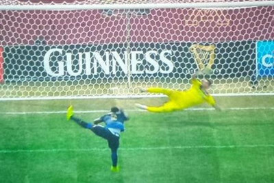 Μάντσεστερ Σίτι: «Τρέλα» για το πέναλτι του Ρίτσαρντς με Ολυμπιακό (photos+videos)