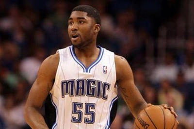 Αρμάνι Τζινς Μιλάνο: Ναυάγιο με Μουρ