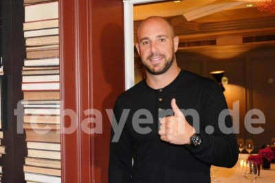 Υπογράφει σήμερα στην Μπάγερν ο Ρέινα (video+photo)