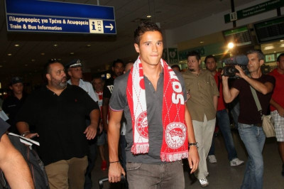 Ολυμπιακός: Στα «ερυθρόλευκα» ο Αφελάι (photos)