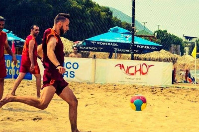 Άττικός: Ενίσχυση με Κέντρο