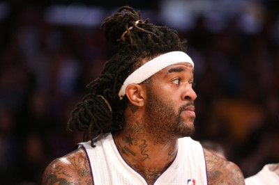 Λος Άντζελες Λέικερς: Χιλ και Ντέιβις για τη θέση «5»