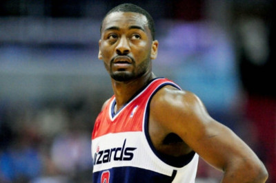 Ουάσινγκτον Ουίζαρντς: Πρόβλημα στο γόνατο για Ουόλ