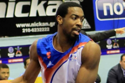 Λαζάρου: «Τελειώνει του Λάνγκφορντ»