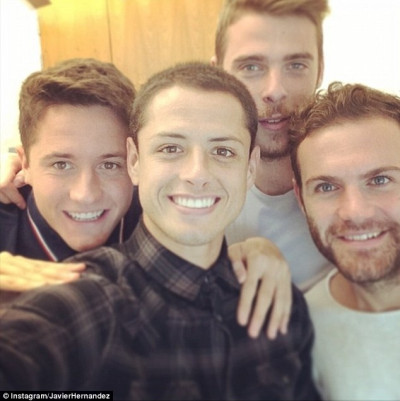 Γιορτή για τους ισπανόφωνους της Μάντσεστερ Γιουνάιτεντ (photos)