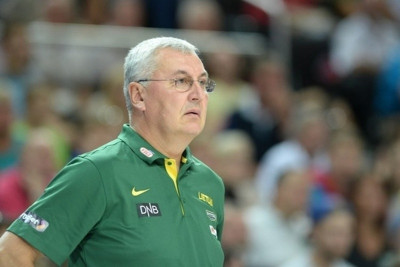 Καζλάουσκας: «Δύναμη για την Ελλάδα ο Μπουρούσης»