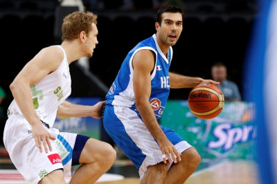 Μουντομπάσκετ 2014: Το άλεϊ ουπ κάρφωμα Σλούκα - Αντετοκούνμπο (videos)