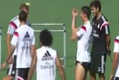 Ρεάλ Μαδρίτης: Η άσεμνη χειρονομία του Ρονάλντο στον Κοεντράο (video)