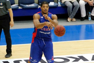 ΤΣΣΚΑ Μόσχας: Από μπαλκόνι μπουγελώθηκε ο Χάινς (video)