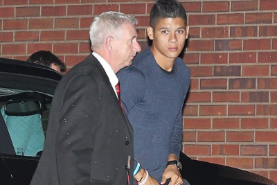 Υπογράφει ο Ρόχο (photos)