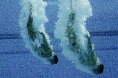 Ευρωπαϊκό Βερολίνου / Καταδύσεις: Βλέπουν μπροστά, Παπαρούνας και Φαφαλής