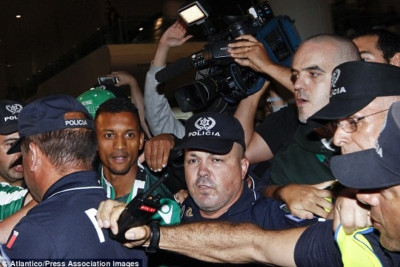 Υποδοχή ήρωα για Νάνι (video+photos)