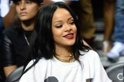 Μπάσκετ: Με... ανύπαρκτο σορτς η Ριάνα (photos)