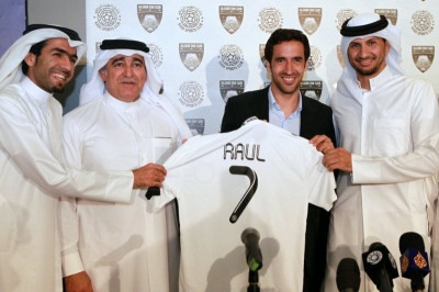 Δώστα όλα  … τα πετροδόλαρα (video+photos)