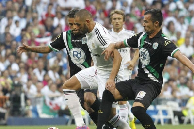 Ρεάλ Μαδρίτης: Με το δεξί στην Primera, 2-0 την Κόρντομπα (video)