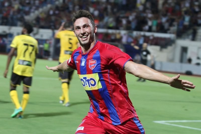 Super League: Σε Νέα Σμύρνη και Βόλο τα βραβεία