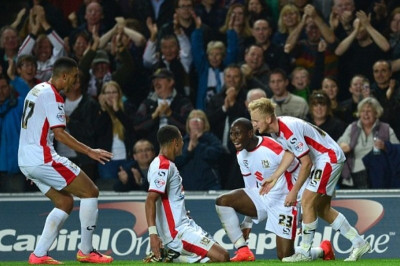 Μάντσεστερ Γιουνάιτεντ: Γυναίκα οπαδός πόνταρε στο 4-0 της ΜΚ Ντονς! (photo)