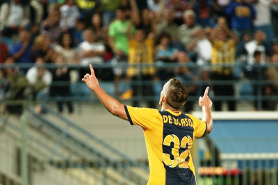 Ντε Μπλάσις: Ο... κοντός που ψήλωσε τον Αστέρα (photos+videos)