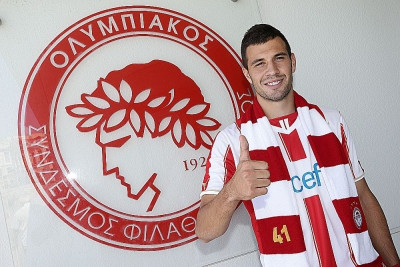 Ολυμπιακός: Κάτοικος Πειραιά ο Μιλιβόγεβιτς