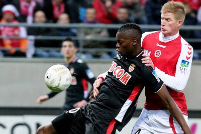 Αϊντχόφεν: Δανείστηκε Ισιμάτ – Μαρίν