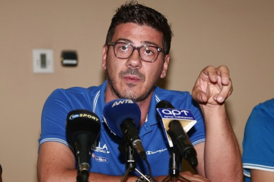 Κατσικάρης: «Είμαστε ομάδα παντός καιρού» (photos)