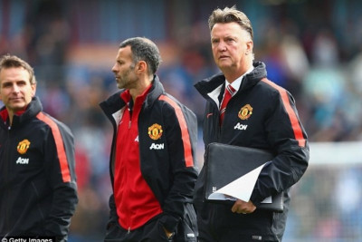 Απαγορευτικό για τα κινητά ο Φαν Χάαλ στη Γιουνάιτεντ (photos)