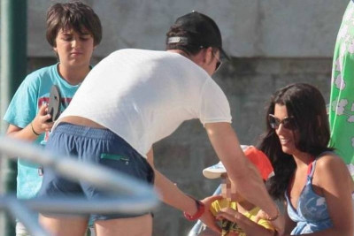 Ρεάλ Μαδρίτης: Baby Sitter ο Ρονάλντο! (photos)