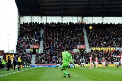 Στόουκ: Στο βιβλίο Γκίνες το γκολ του Μπέγκοβιτς (video)