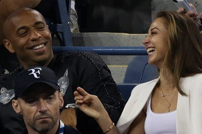 US Open: Είδε Φέντερερ με την «καυτή» κοπέλα του ο Ανρί (photos)