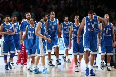 Όχι δάκρυα, όχι αφορισμοί