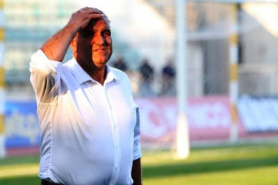 Βλουτ: «Καλή η διακοπή για τη Νίκη Βόλου»