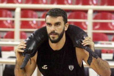 ΠΑΟΚ: Μεγάλη ένταση στην Πυλαία (video+photos)