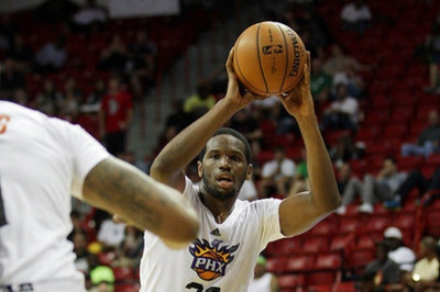 Νιου Ορλίνς Πέλικανς: Συμφωνία με Κρίστμας