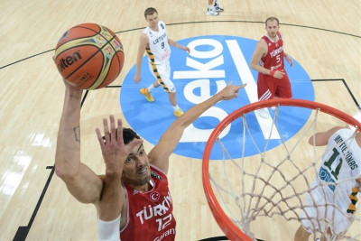 Mundobasket 2014: Το φοβερό κάρφωμα του Γκονλούμ (video)