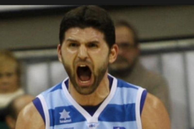 Φουενλαμπράδα: Συμφωνία με Παπαμακάριο