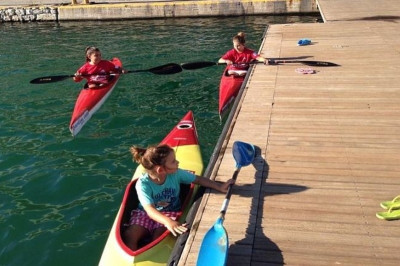 Ολυμπιακός: 10 στη Σαλαμίνα από την Ακαδημία Κανόε Καγιάκ