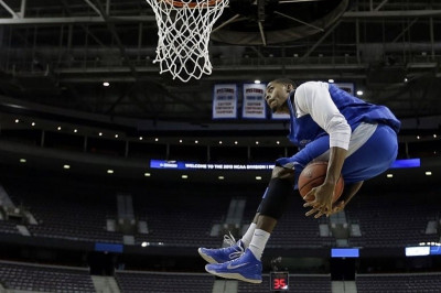 Γιούτα Τζαζ: Ευκαιρία στον Ντι Τζέι Στέφενς