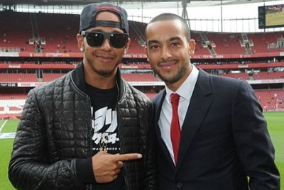 Λιούις Χάμιλτον: Παρέα με Γουόλκοτ στο «Έμιρεϊτς» (photos)